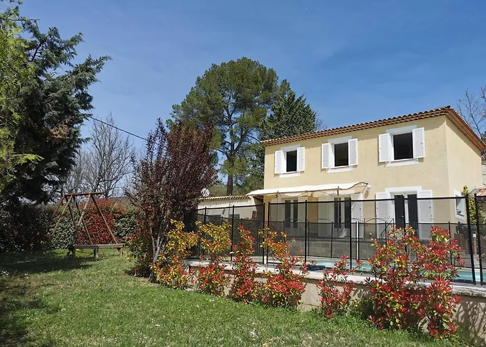 Studio Independant A 2 Minutes Du Golf Du Luberon