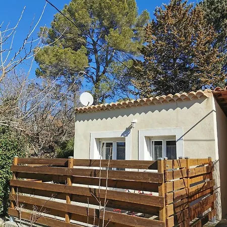 Studio Independant A 2 Minutes Du Golf Du Luberon Pierrevert Buitenkant foto