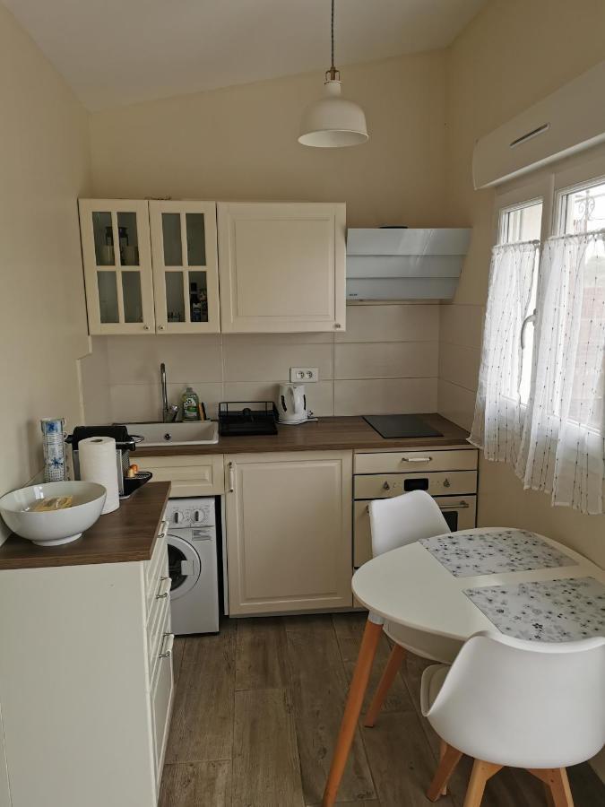 Apartamento Independant A 2 Minutes Du Golf Du Luberon